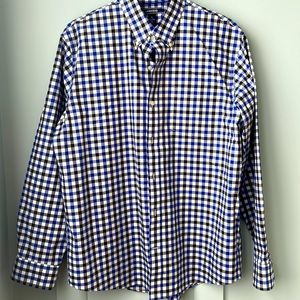 Lands’ End Men’s long sleeve shirt